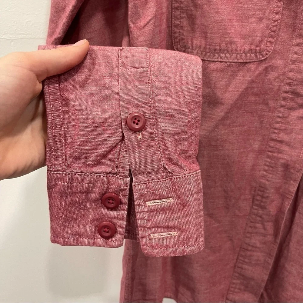 Patagonia Women’s Long Sleeve Chambray Shirt Button Down Size 2 Red - Picture 6 of 8